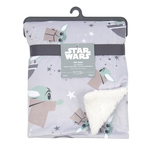 Lambs & Ivy Star Wars Friends Baby Yoda/Grogu Fleece Baby Blant in Kuwait