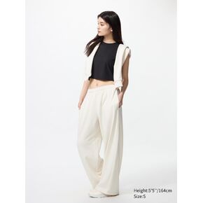 Uniqlo واسعة النطو