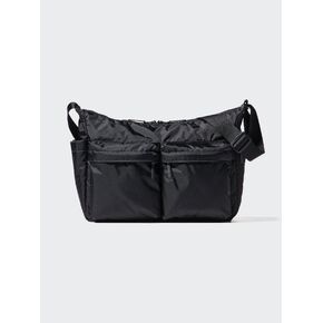 حقيبة كتف Uniqlo Multi Pocket