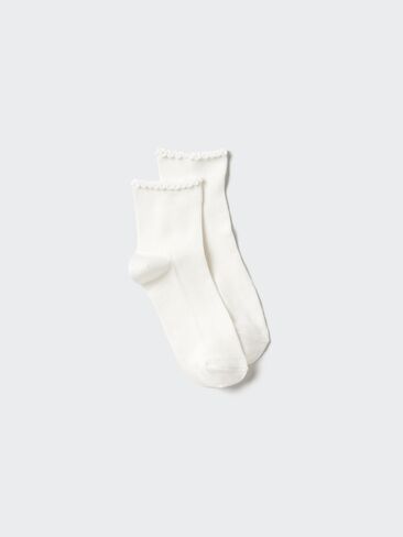 Uniqlo HEATTECH Crew Mellow Socks in Kuwait
