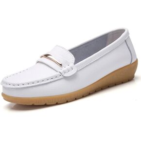 WERWAES Casual Penny Loafers for Women Moccasins Comfort Leather Mental Chain Classic Slip on Flats Breathable Walking Office Outdoor Womens Loafers
