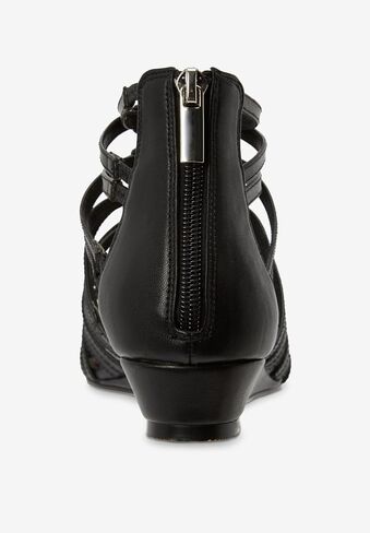 Comfortview Women's Wide Width The Helen Sandal in Kuwait