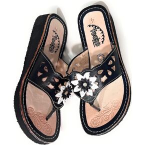 WOMENS LEATHER SANDALS. ORIGINAL HUARACHE SANDALS. MEXICAN OPEN TOE SANDALS