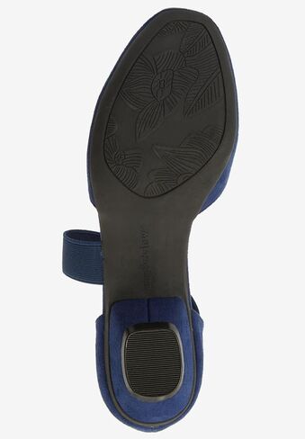 Comfortview Women's Plus Size The Camilla Pump in Saudi Arabia
