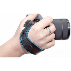 Spider Holster SpiderLight Wrist Camera Strap (Light Blue Trim) for DSLR & Mirrorless Cameras w/ 2 ivation Replacement Quick Release Plates for The Manfrotto RC2 Rapid Connect Adapter