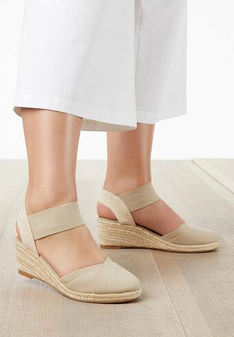 عرض Comfortview على نطاق واسع للمرأة Abra Espadrille in Kuwait