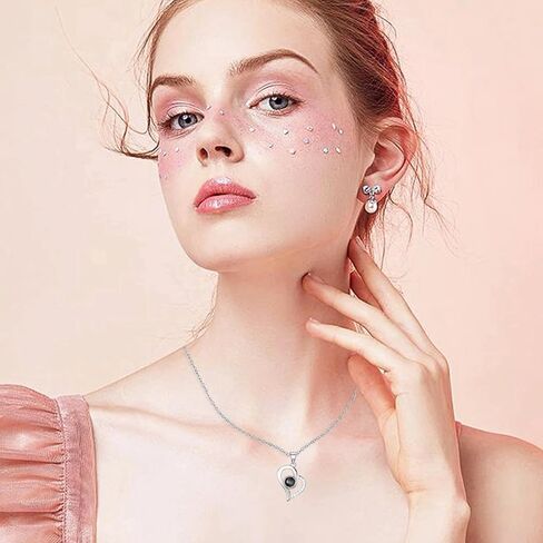 قلادة أنا أحبك بـ 100 لغة إلى الأبد، وردة أبدية محفوظة، وردة حقيقية مع قلادة تقول أنا أحبك بـ 100 لغة، قلادة على شكل وردة للنساء هدايا عيد الأم in Kuwait