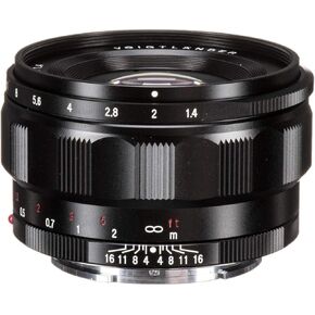 Voigtlander Nokton Classic 35mm f/1.4 Lens for Sony E-Mount
