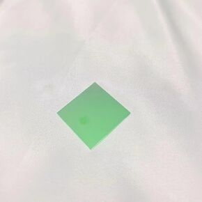 Custom Size 40x40mm Green Light High Pass 530nm Narrow Band Filter Glass NP530 for Laser(55x55x1mm)