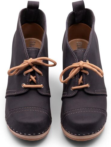سدادات الخشب السويدية المصنوعة يدويًا للنساء ، وأحذية الكعب العالي | Chukka Cap Toe in Kuwait