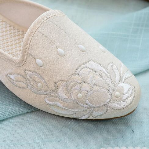 Premium Luxury Satin Silk Flower Embroidery All Seasons Comfort Women's House Slippers Non Slip Indoor Soft Home Slip On Shoes in Saudi Arabia