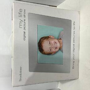 Brookstone My Life 8" Digital Picture Frame