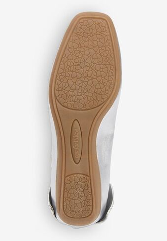 ComfortView Women's The Delia Slip on Flat (عرض واسع) in Kuwait