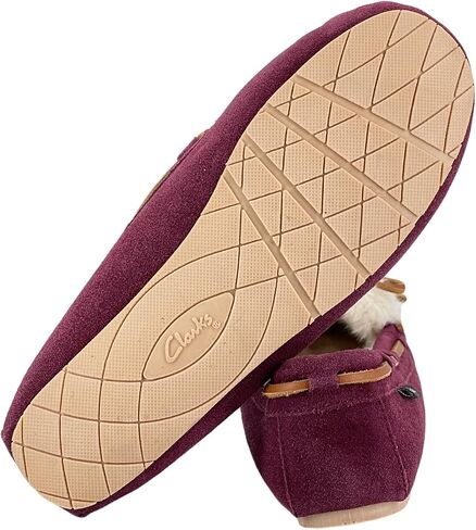 كلاركس للسيدات moccasin slip-on loafer in Kuwait