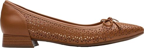 Clarks - Womens Natalyn Step Shoes in Saudi Arabia