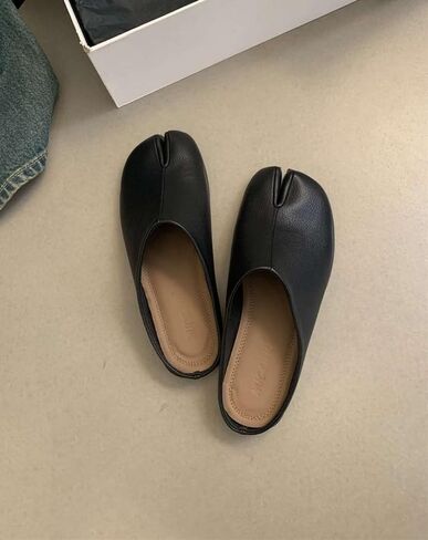 Split Toe Tabi Shoes Women Mules Slip on Loafers Casual House Slippers Office Business Retro Trendy Lightweight Leather Round Toes Non Slip Platform Dressy Backless Tennis Shoes Comfort Walking Slides in Saudi Arabia