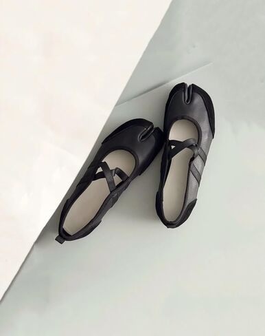 Tabi Shoes Split Toe Leather Mary Janes Flats with Laces for Women Girls Ballet Summer Sandals Non Slip Lightweight Round Toe Wide Width Casual Cute Y2K Kawaii Pumps Spring Fall Outdoors in Saudi Arabia