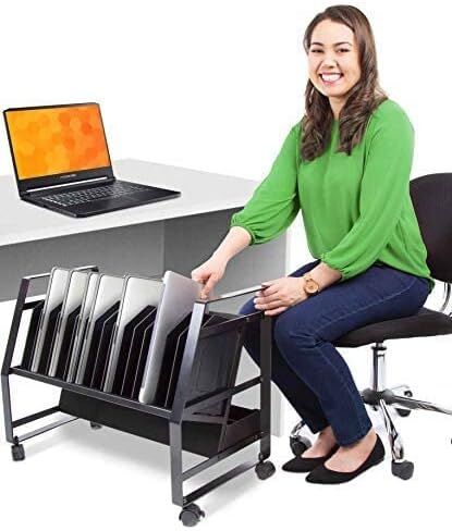 عربة شحن مفتوحة لـ Line Leader 16 جهازًا لأجهزة الكمبيوتر المحمولة والأجهزة اللوحية وأجهزة Chromebook، ومحطة كمبيوتر محمول محمولة، وعجلات قابلة للإزالة لاستخدام سطح المكتب، وشريط طاقة مدرج في قائمة UL (أسود، 27 بوصة × 14.75 بوصة × 21 بوصة) in Kuwait