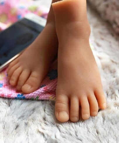 Baby Silicone Feet Model Mannequin Baby Shoe Sock Display Model Full Silicone Filled Foot Photography Props(Rightfoot) in Saudi Arabia