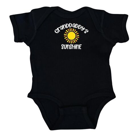 لقد سرقت بدلة الأطفال في قلب جدتي ، حفيد أو حفيدة ، استحمام الطفل ، حاضر الإعلان ، هدية عيد الحب (سرقت بدلة جدتي لون قلب) in Kuwait