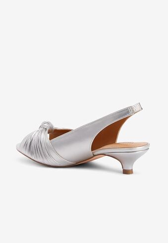 Comfortview Katelyn Slingback Low Heel Women's Dress Shoes (Wide Widths Available) in Saudi Arabia