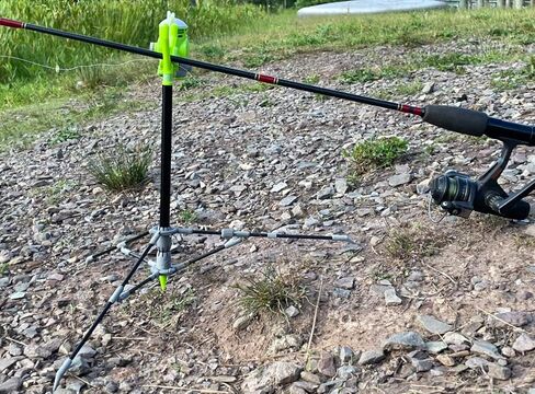 Fishin 'Stix All Terrain Stand Tripod - إرفاق أي حامل قضيب للاستخدام على الجليد أو أرض صلبة in Kuwait