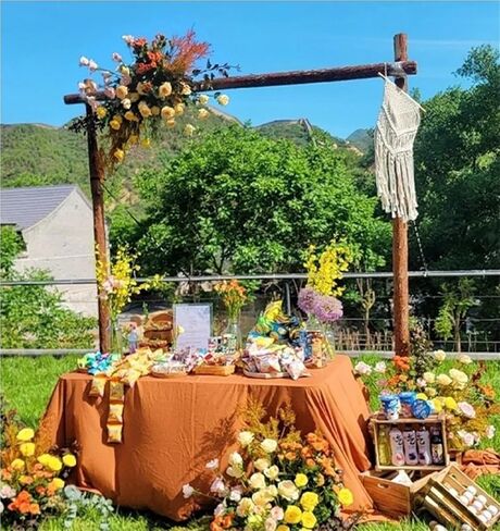 Xuanning Store Square Wedding Arch, Wooden Arch, Outdoor Grass Wedding Arrangement Rack, Wedding Photo Arch Flower Rack(2.2x2.2m) in Saudi Arabia