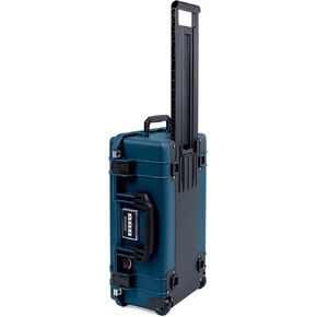 Pelican Air 1535 Carry -on Case by Colorcase - Pacific Blue - حالة متوسطة الحجم مقاومة للماء - مقابض ومزالج برتقالية in Kuwait