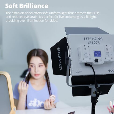 Godox LP600R RGB LED ضوء الفيديو ، Godox Litemons LED LED KIT مع حامل خفيف + حقيبة حمل ، التحكم في التطبيق ، إضاءة استوديو فوتوغرافي 60 واط ، 1800 كيلو متر -10000 كيلو ، 14 أوضاع FX (LP600R (KIT 3)) in Kuwait