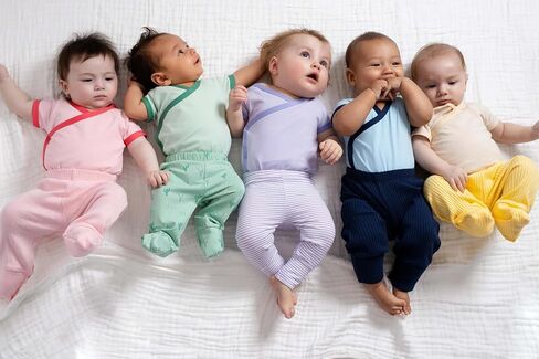 MONICA + ANDY Baby Organic Short Sleeve Lucky Bodysuit in Saudi Arabia