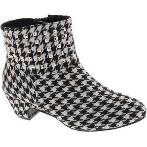 Masseys Presley's Presley Sucded Low Heel Boot in Kuwait