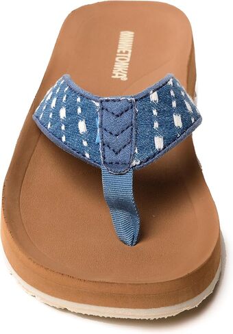 Minnetonka Hedy 2.0 - Summer Sandals للنساء مع تصميم كلاسيكي فليب ، وسد قدم محيط ، وأشرطة مريحة in Kuwait