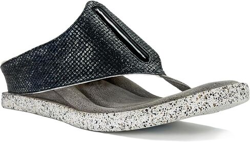 Modzori Iris Low Wedge Sandal قابل للانعكاس in Kuwait
