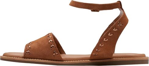 Clarks Women's Classic Chelsea Boot in Saudi Arabia