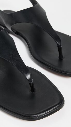 Madewell نساء Piaule Thong Cankle Sandal Sandal in Saudi Arabia