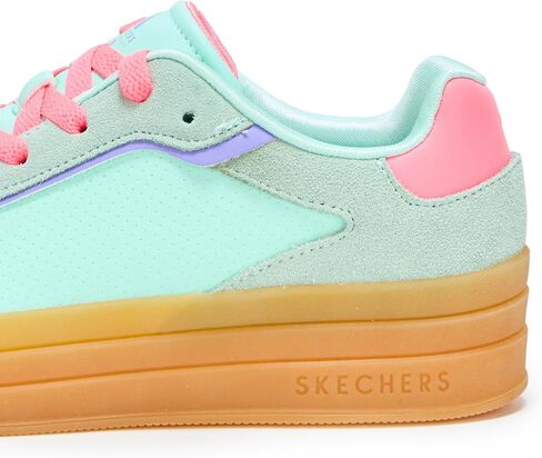 حذاء رياضة رفع Zinger للنساء في Skechers in Saudi Arabia