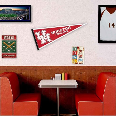 شركة College Flags & Banners Co. علم جامعة هيوستن كوجرز Wordmark Pennant in Kuwait
