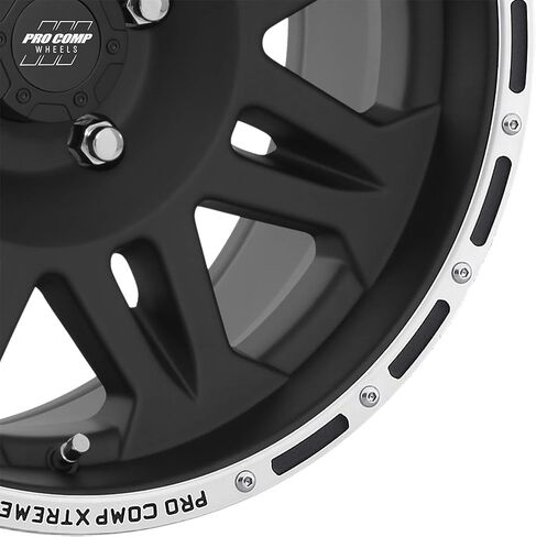 PRO COMP Series 05 Torq أسود غير لامع (17x9 / 5x5 / -6 مم) in Kuwait