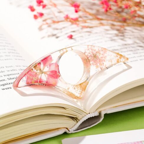 4 قطع من راتنج الزهور المجففة، حامل صفحة الكتاب، حامل صفحة كتاب الإبهام، حامل صفحة حلقة الإبهام محلية الصنع، حامل صفحة راتنج الزهرة الشخصية، ملحقات كتب القراءة لمحبي الكتب (نمط القوس) in Saudi Arabia