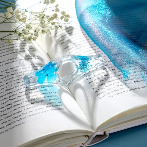 4 قطع من راتنج الزهور المجففة، حامل صفحة الكتاب، حامل صفحة كتاب الإبهام، حامل صفحة حلقة الإبهام محلية الصنع، حامل صفحة راتنج الزهرة الشخصية، ملحقات كتب القراءة لمحبي الكتب (نمط القوس) in Saudi Arabia