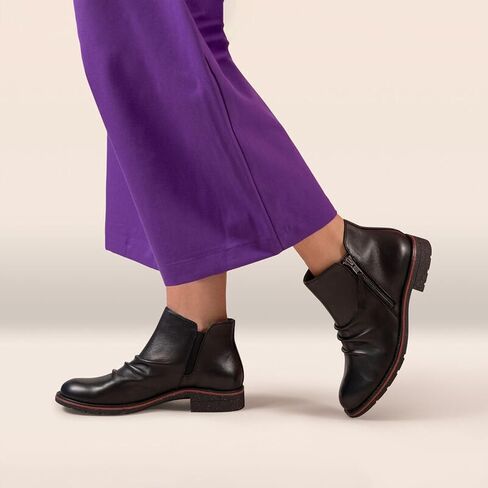 Aetrex Women's Mila Orthopedic Low Ankle Boots for Women - Arch Support Plantar Fasciitis Releif Booties for Women in Kuwait