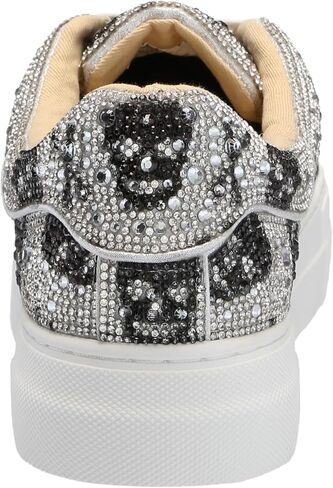 Betsey Womens Sidny in Saudi Arabia