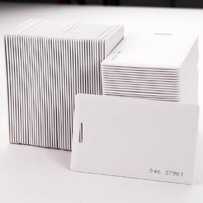 100 pcs 26 Bit Proximity Clamshell Weigand Prox Swipe Cards Compatable with ISOProx 1386 1326 H10301 Format Readers and Systems. Works with The Many of Access Control Systems Custom Number