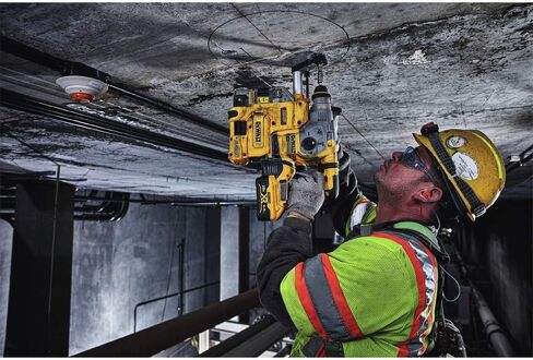 DEWALT Onboard Dropear Hammer Extractor لمدة 1-1/8 بوصة SDS بالإضافة إلى المطارق (DWH304DH) in Saudi Arabia