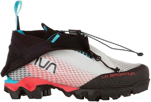 La Sportiva Womens Aequilibrium Speed ​​GTX Mountaineering/المشي لمسافات طويلة in Kuwait