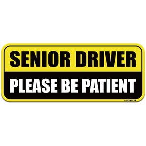 مغناطيس سيارة GEEKBEAR Senior Driver - ملون، عاكس، مقاوم للطقس - مستطيل 8.7 × 3.5 بوصة (أصفر/أسود) in Kuwait