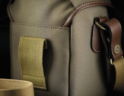 حقيبة كاميرا صغيرة بيلينجهام 72 (قماش أسود/جلد أسمر) in Kuwait