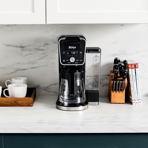 Ninja Dualbrew System Maker 14-Cup Coffee Maker ، خدمة واحدة ، قرون وأراضي ، 4 أنماط من المشروب ، طية مدمجة على بعد 70 أوقية. خزان المياه و Carafe ، Blacvk ، CFP451A in Kuwait