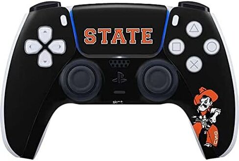 Skinit Skinit Gaming Gaming Skiner مع وحدة تحكم PS5 - تصميم جيرسي جامعة ولاية أوكلاهوما المرخصة رسميًا in Kuwait