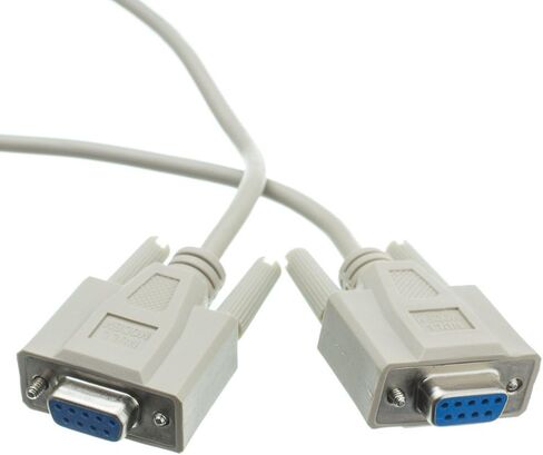 CableWholesale 6-Feet DB9 Male/DB9 Female 8C Null Modem Cable (10D1-20206) in Kuwait